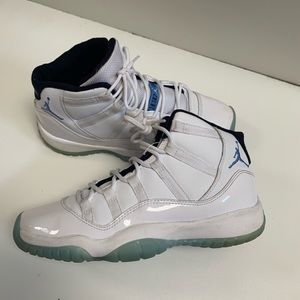 Jordan 11 Retro White/Legend Blue Size 5Y